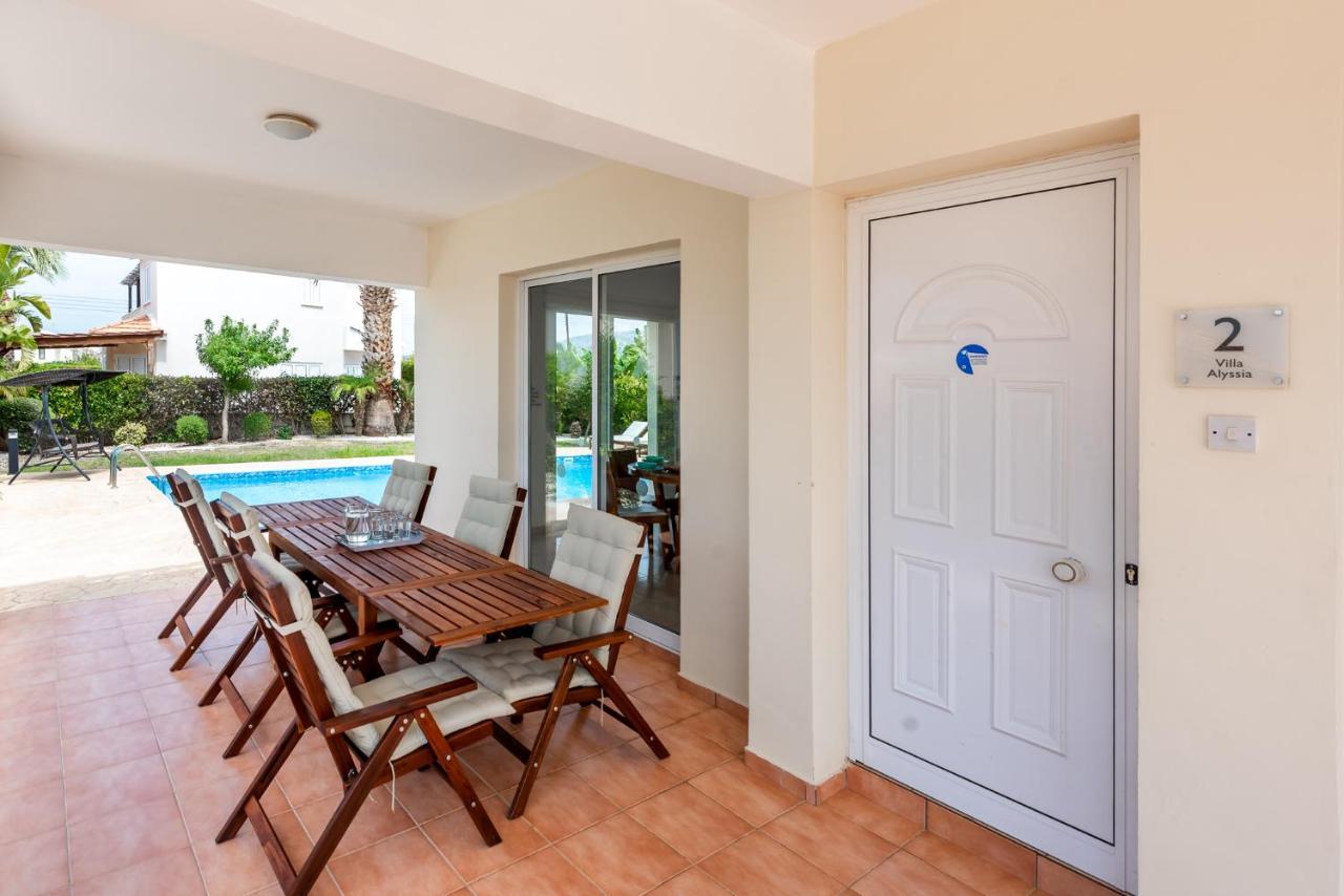 Villa Alysia By Ezoria Villas Coral Bay Exterior foto